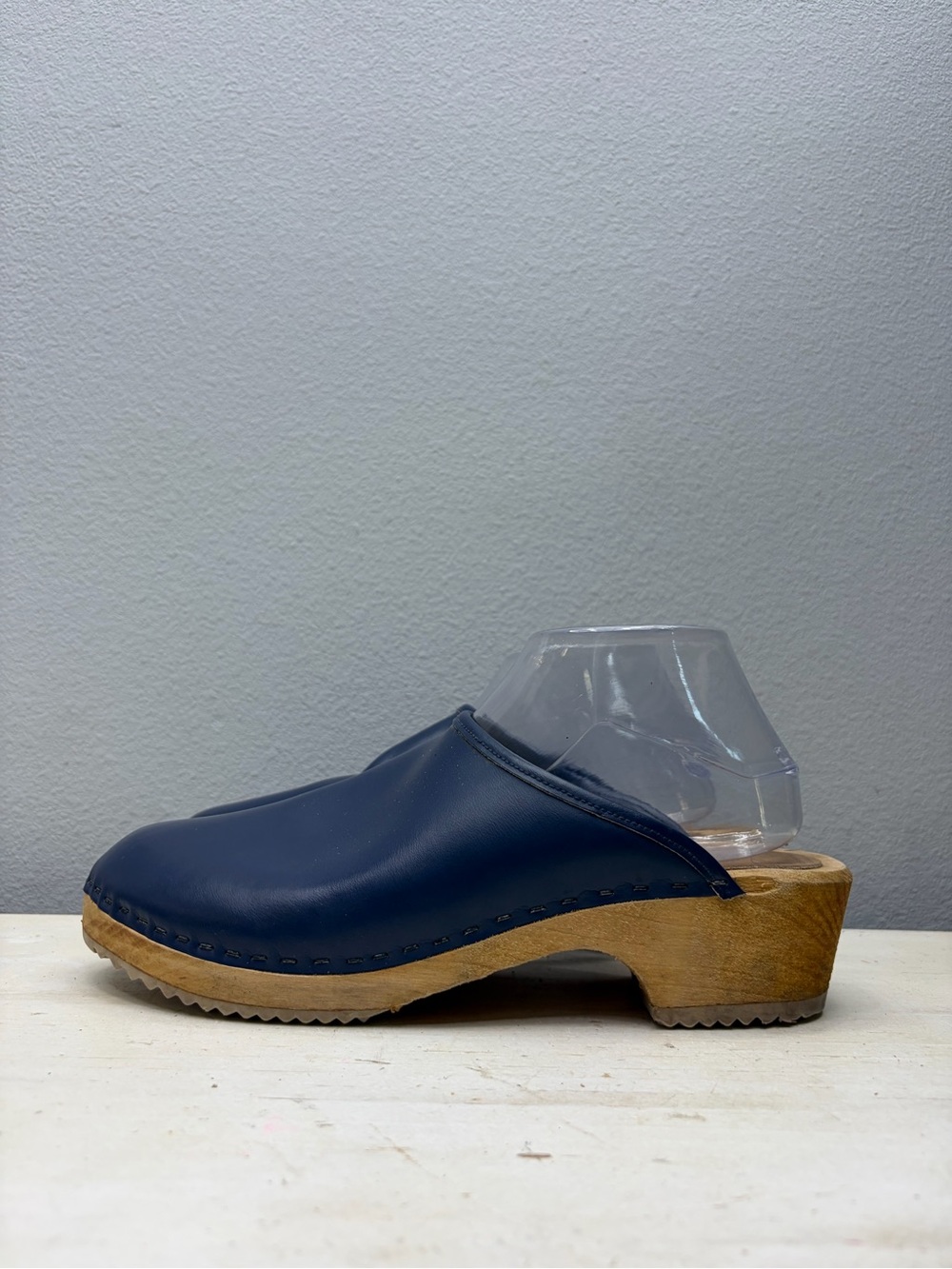 Tessa Blue Leather Clogs Size 42